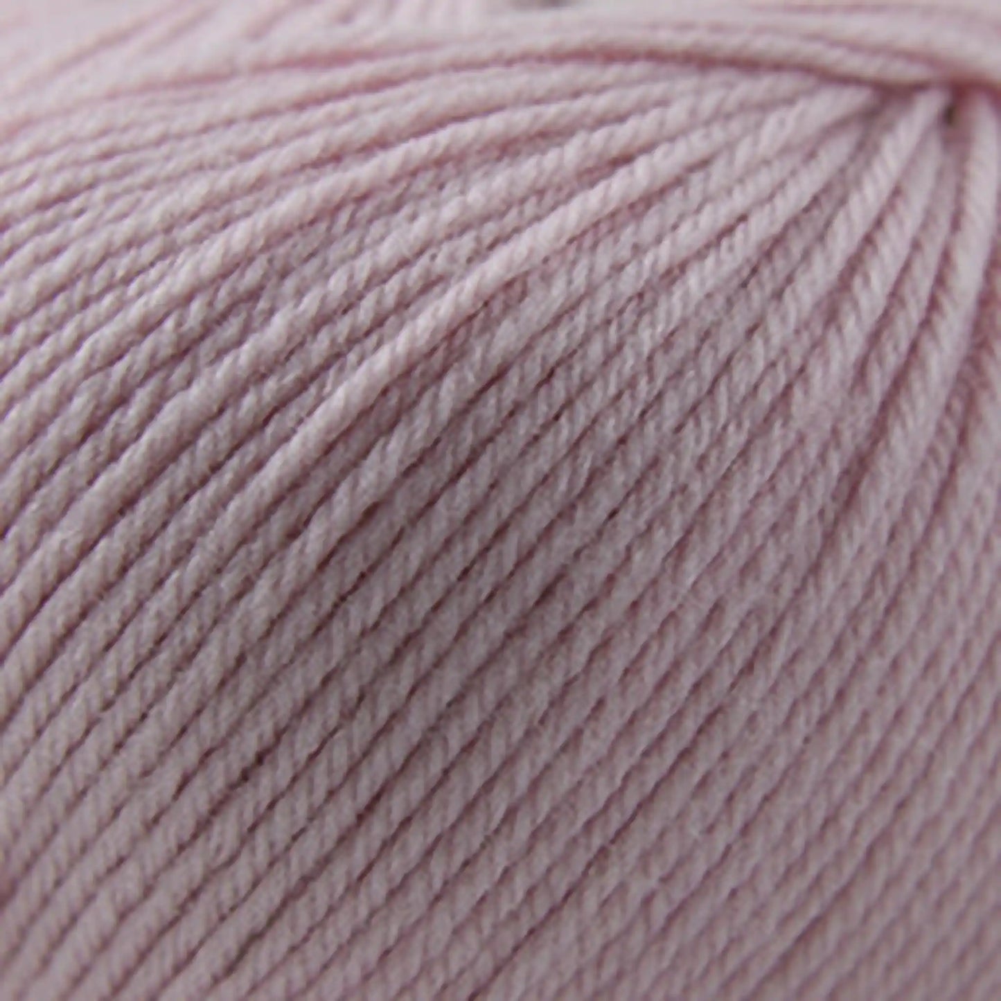 Cascade 220 Superwash Worsted Yarn color 894 Strawberry Cream
