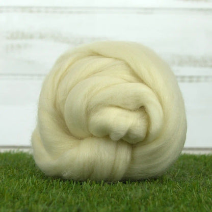 Mountain Meadow Domestic Rambouillet Wool Roving- 4 oz. Bundle
