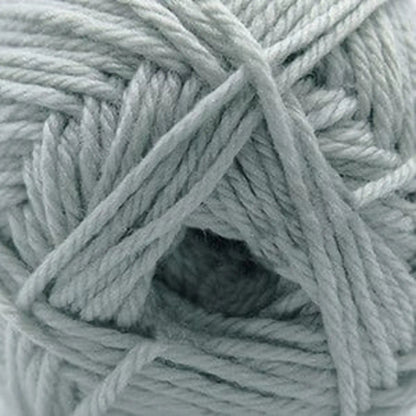 Cascade 220 Superwash Merino Medium Worsted Yarn color 105 Smoke