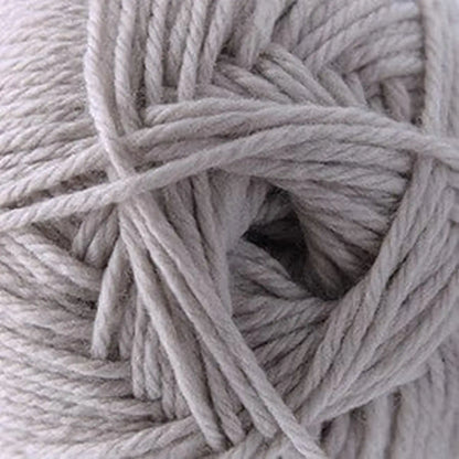 Cascade 220 Superwash Merino Medium Worsted Yarn color 106 Moonbeam