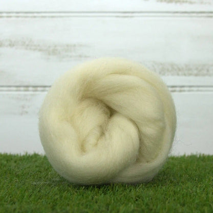 Paradise Fibers Cheviot Wool Roving
