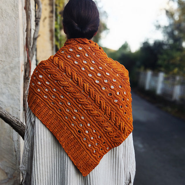 Caramella Shawl Pattern by Elena Fedotova