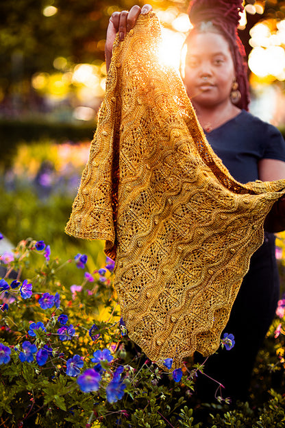 Mossblossom by Wool & Pine Shawl Kit