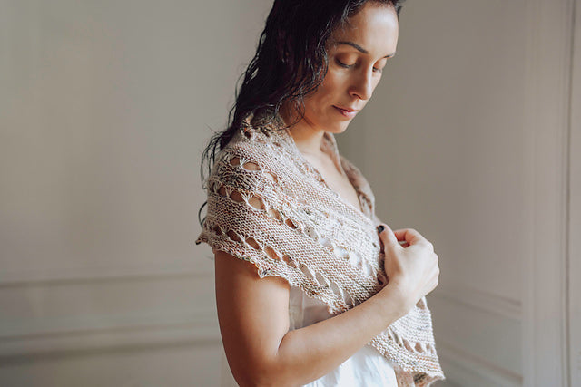 Traveling Solo by Joji Locatelli Shawl Kit