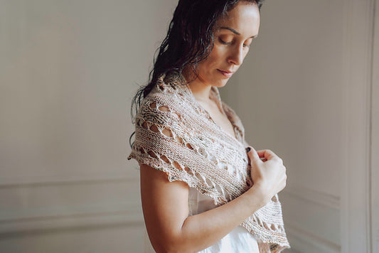 Traveling Solo by Joji Locatelli Shawl Kit