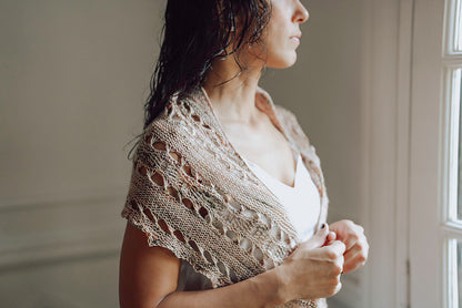 Traveling Solo by Joji Locatelli Shawl Kit