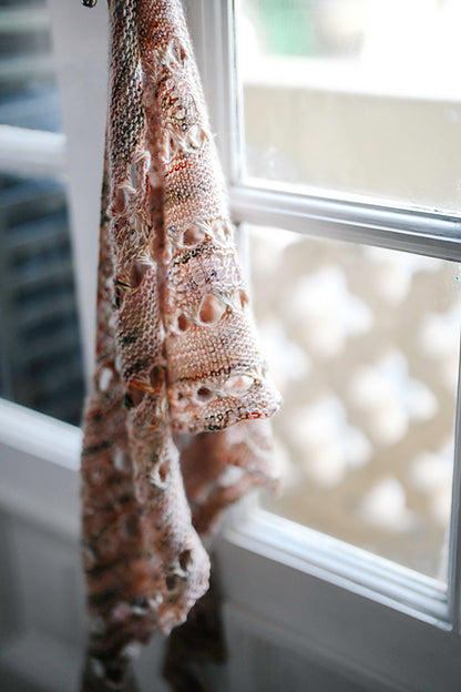 Traveling Solo by Joji Locatelli Shawl Kit