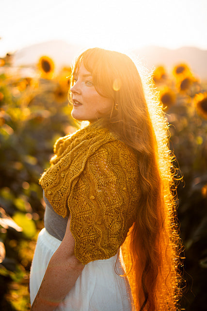 Mossblossom by Wool & Pine Shawl Kit