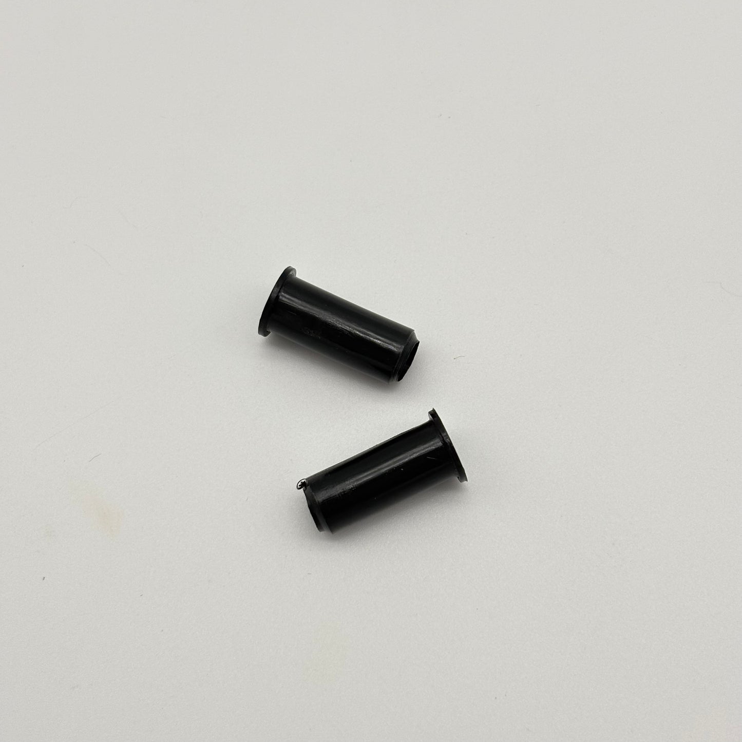 Louet Black Plastic Hinge Bearing – Treadle Replacement (Pair)