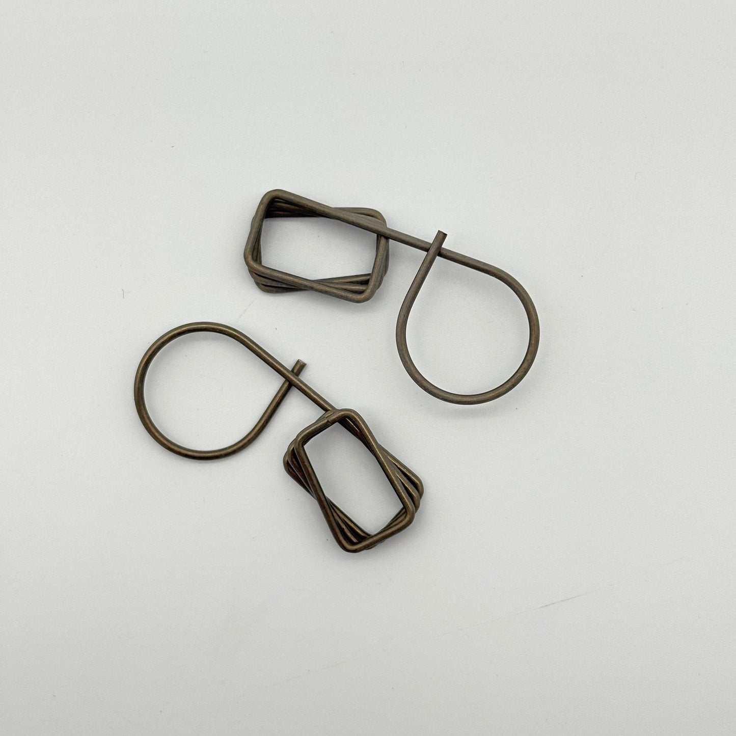 Louet Wire Flyer Sliding Guides – Pack of 2 (SR0180)