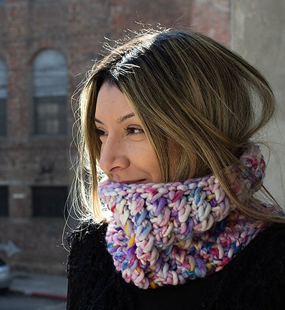 Emilia Cowl Pattern by Kristel Nieves