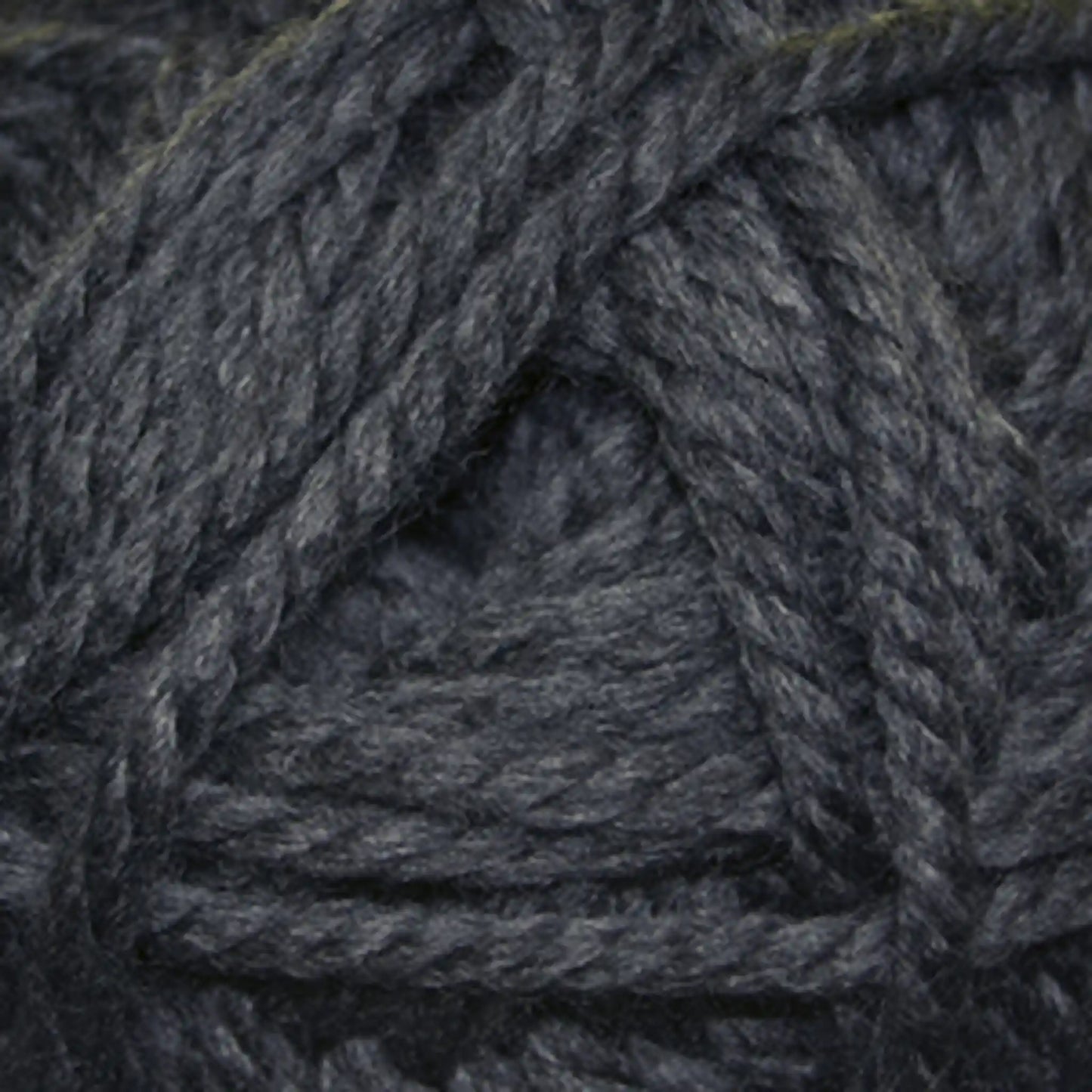 Cascade Pacific Bulky Yarn color 62 Charcoal