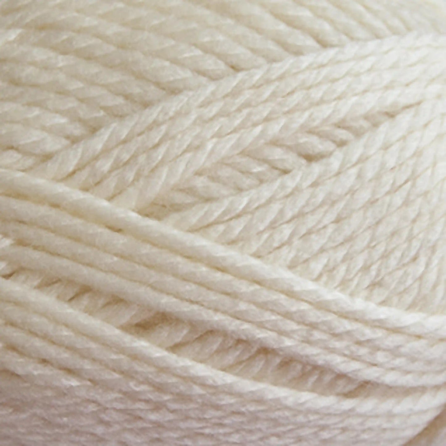 Cascade Pacific Chunky Yarn color 01 Cream