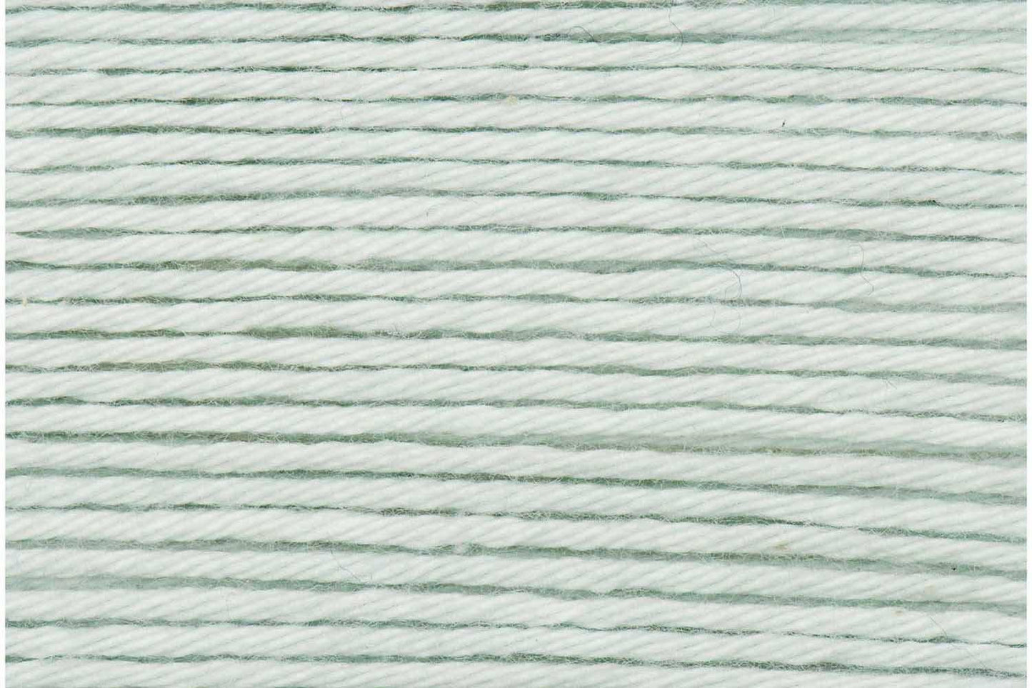 037 Ice Green