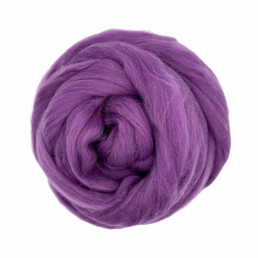 Paradise Fibers Solid Colored Merino Top - 50 Pomegranate