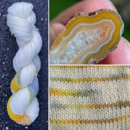 Yellow Banded Agate - Merino/Nylon Alder Fingering Yarn - Round Mountain Fibers