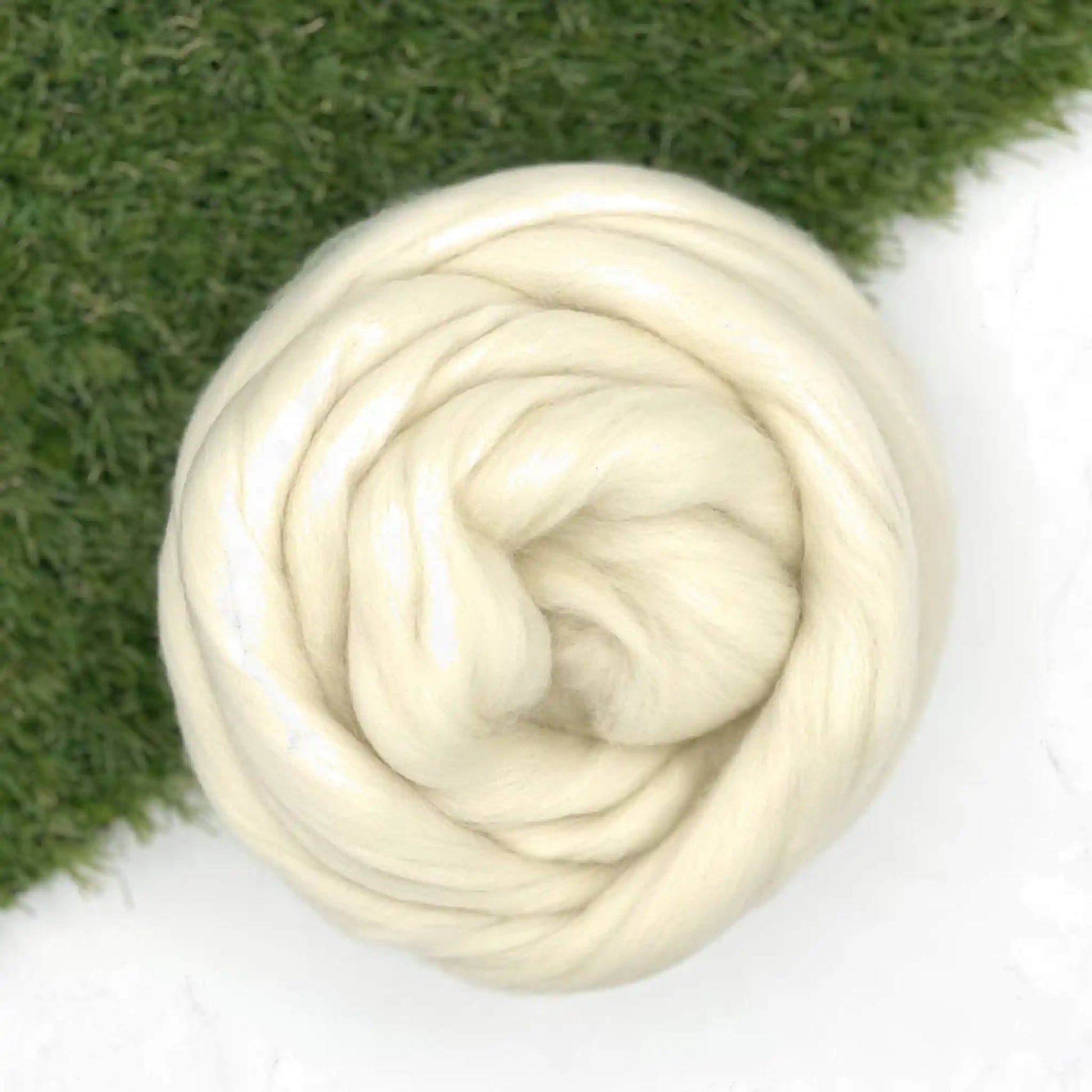 Ashland Bay Merino Wool 19.5 Micron (8 oz bag)