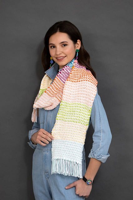 ALLISON Scarf Pattern from Queensland Leaflet - Paradise Fibers