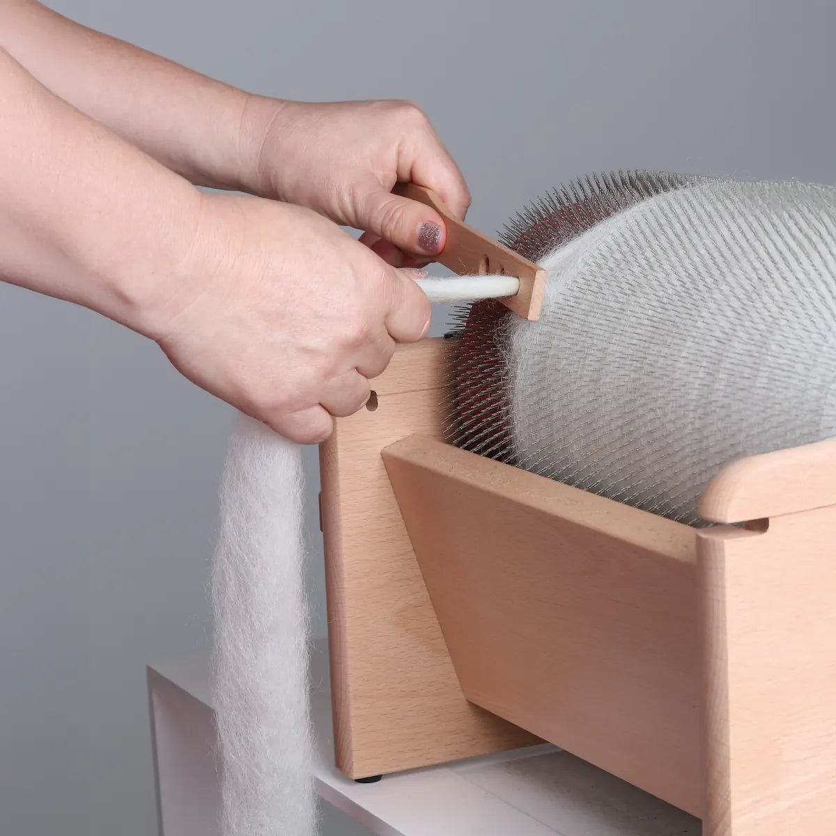 Ashford e - Drum Carder - Paradise Fibers