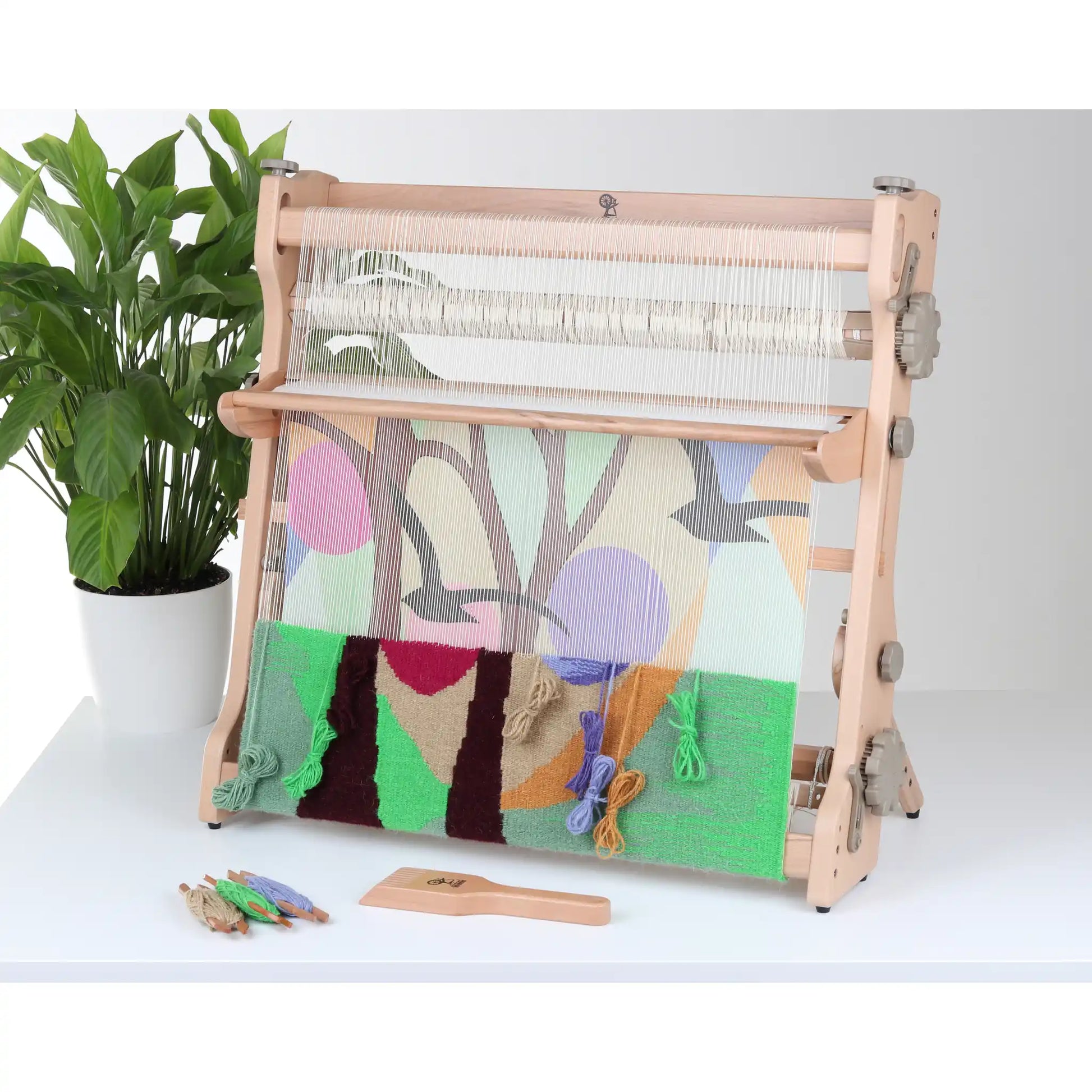 Ashford Tapestry Loom - 16" & 24" Weaving Widths, view 3
