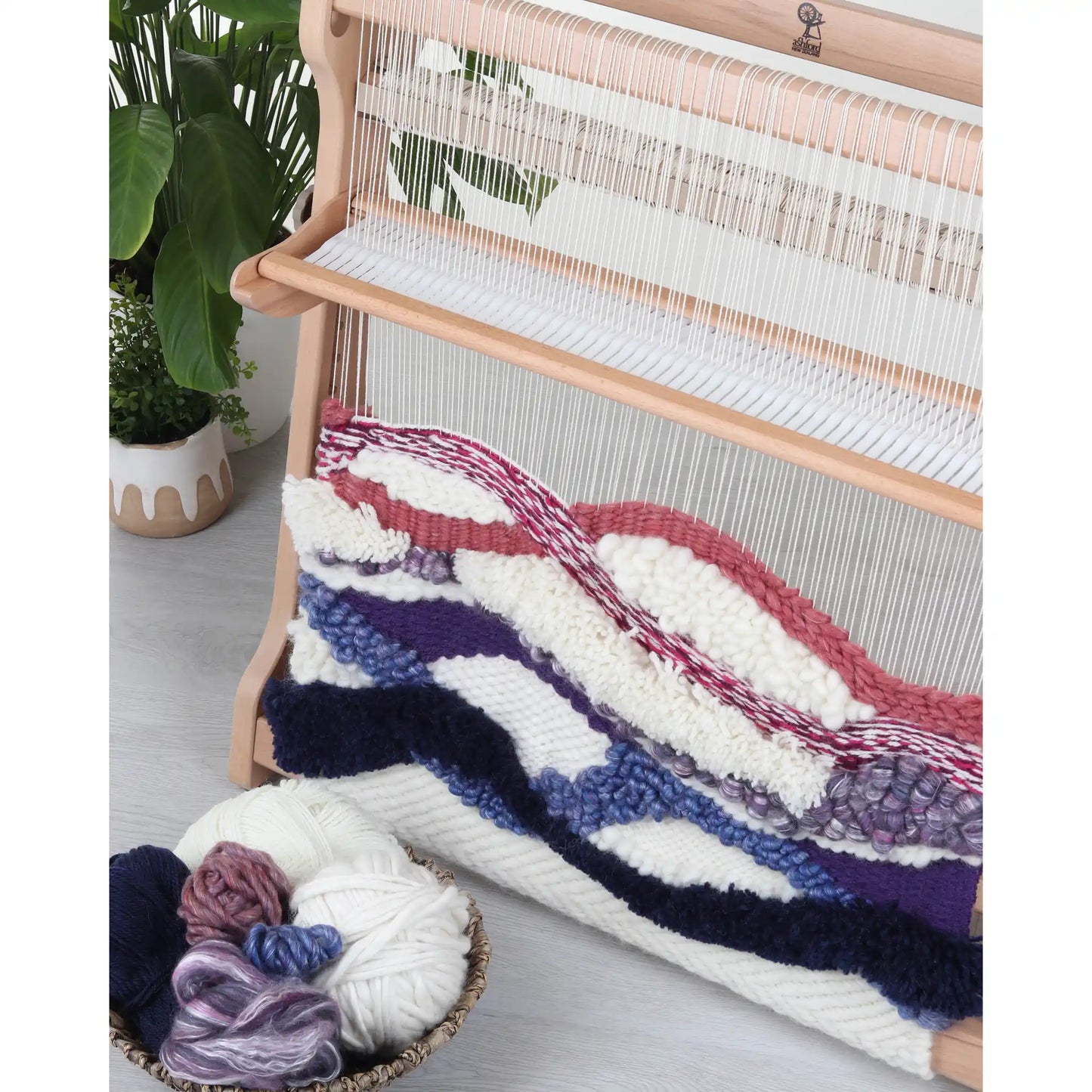 Ashford Tapestry Loom - 16" & 24" Weaving Widths, view 7