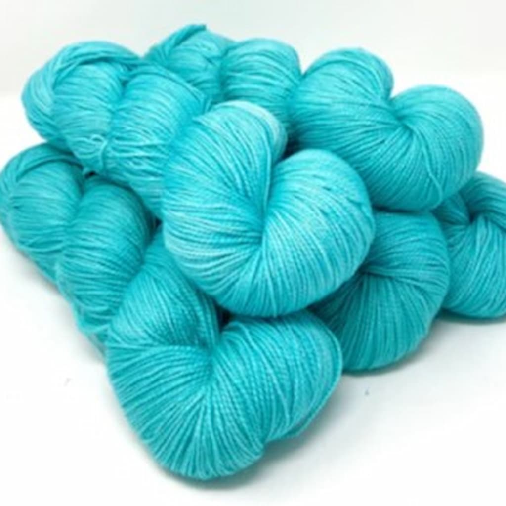 Baah La Jolla Yarn - Solids - Paradise Fibers