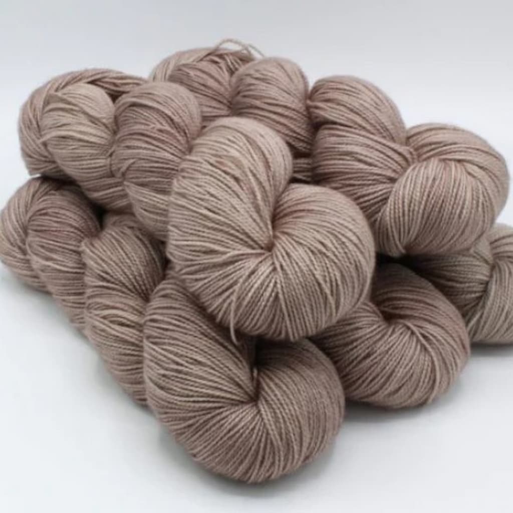 Baah La Jolla Yarn - Solids - Paradise Fibers