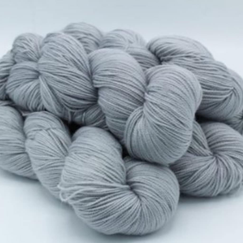 Baah La Jolla Yarn - Solids - Paradise Fibers