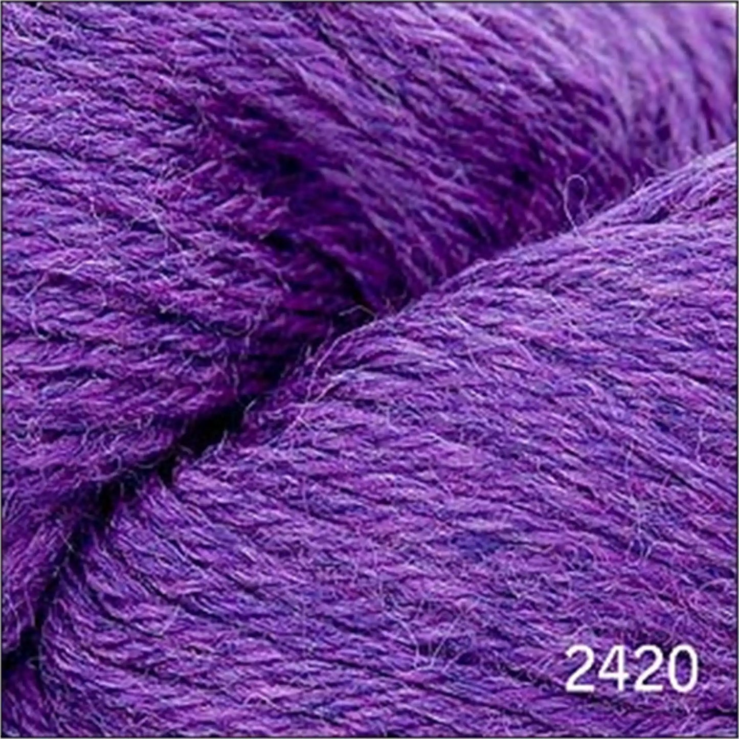 Cascade 220 Worsted Wool Yarn color 2420 Heather