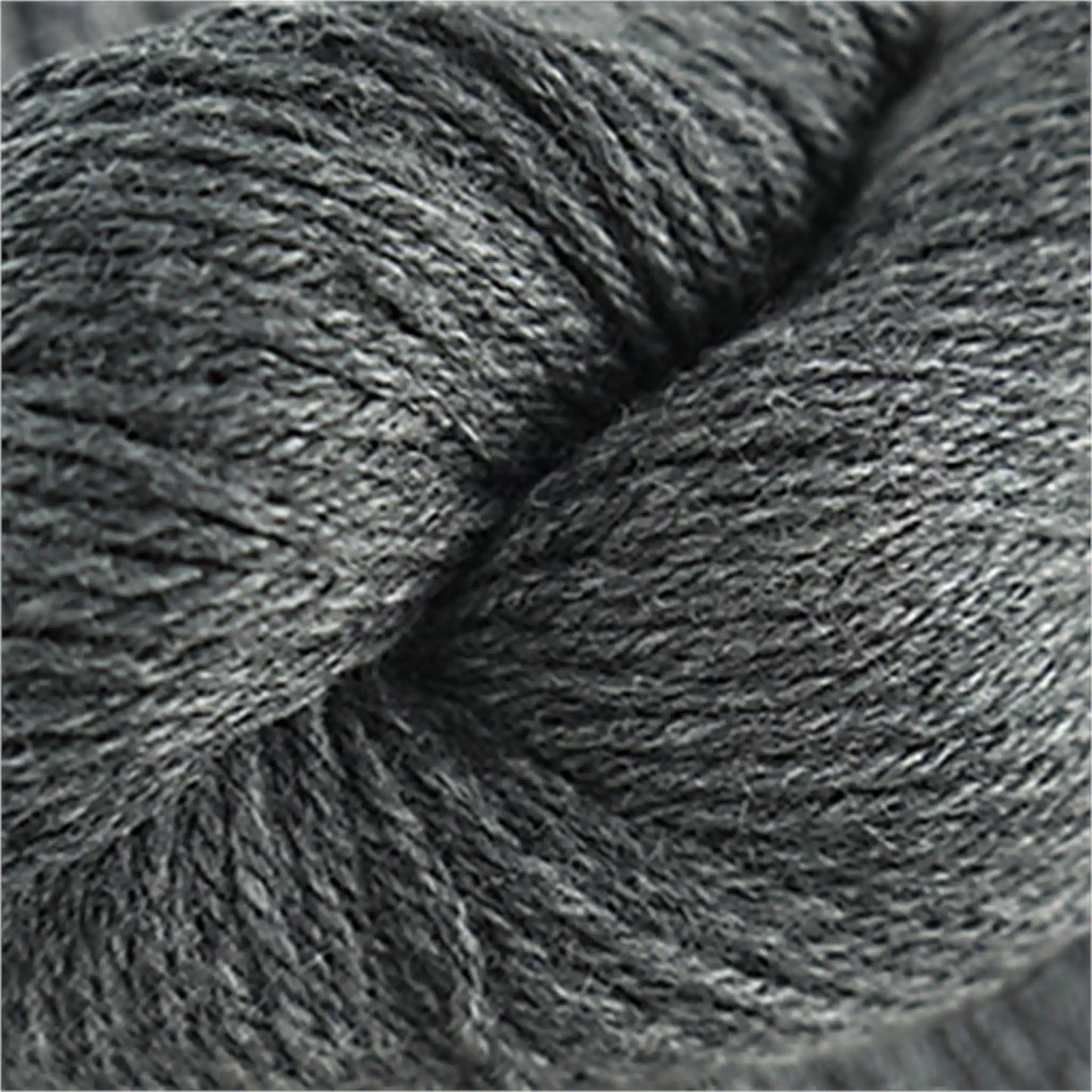 Cascade 220 Worsted Wool Yarn color 8400 Charcoal Grey