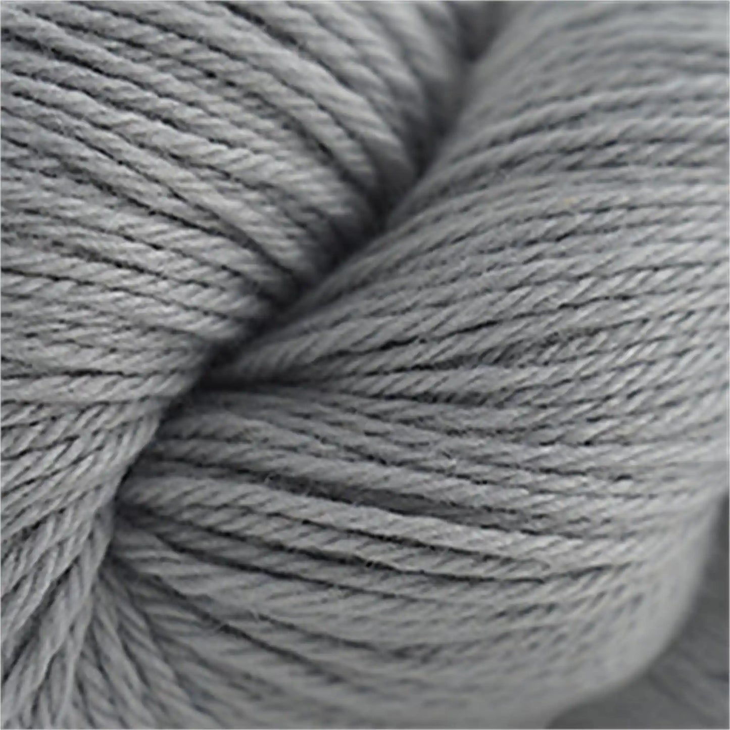 Cascade 220 Worsted Wool Yarn color 8509 Grey