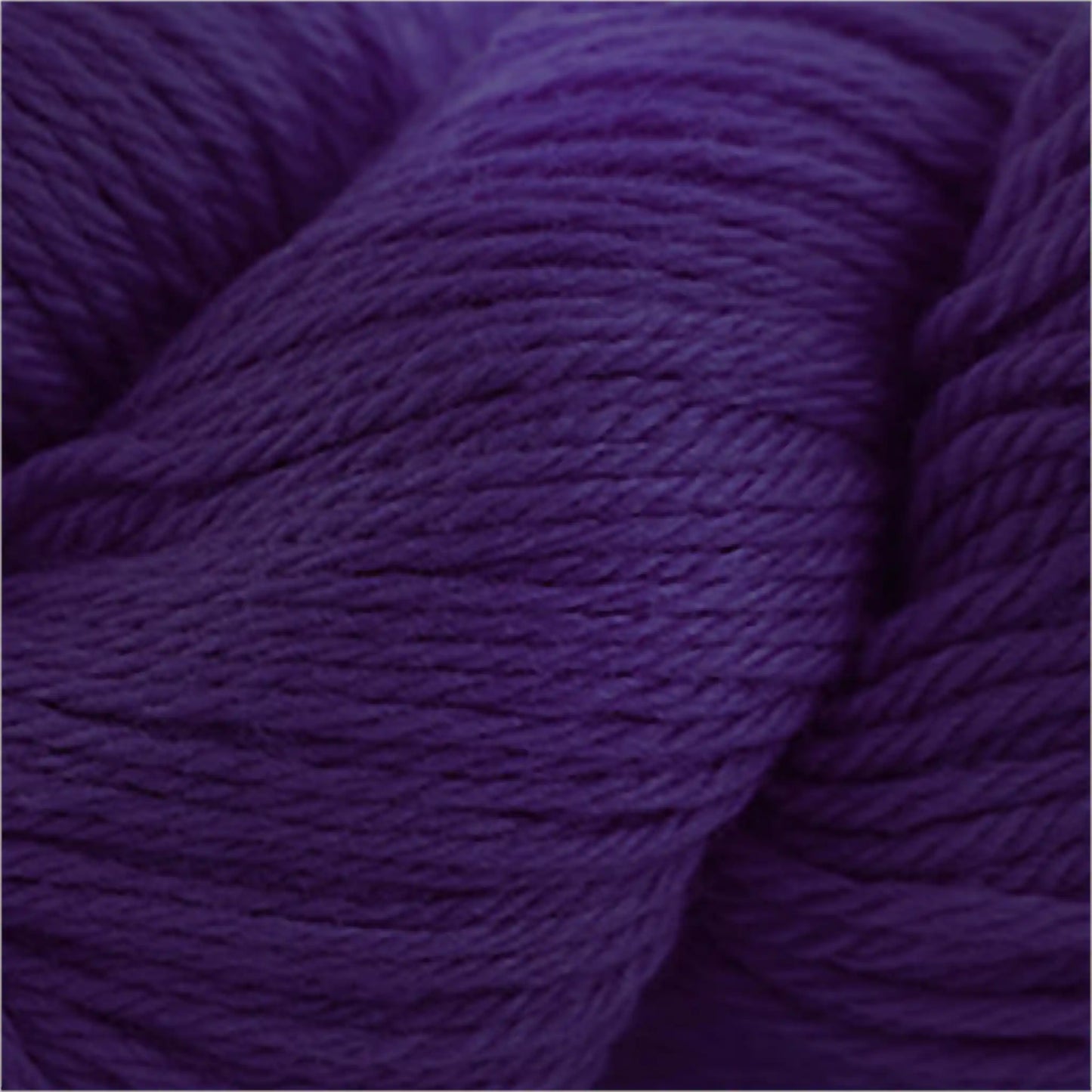 Cascade 220 Worsted Wool Yarn color 9570 Concord Grape