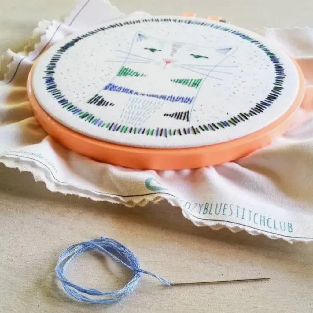 Cozyblue Nigel Nine Lives Embroidery Kit - Paradise Fibers