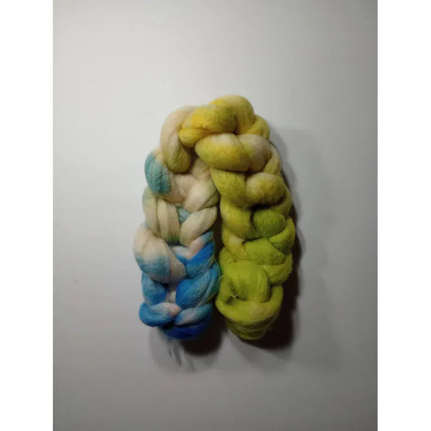 HMLLOYD MERCANTILE LLC Hand Dyed Roving Fiber Braids