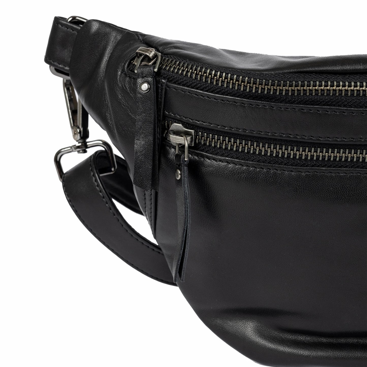 Black Faust Bag closeup showing zippers and how they interlock