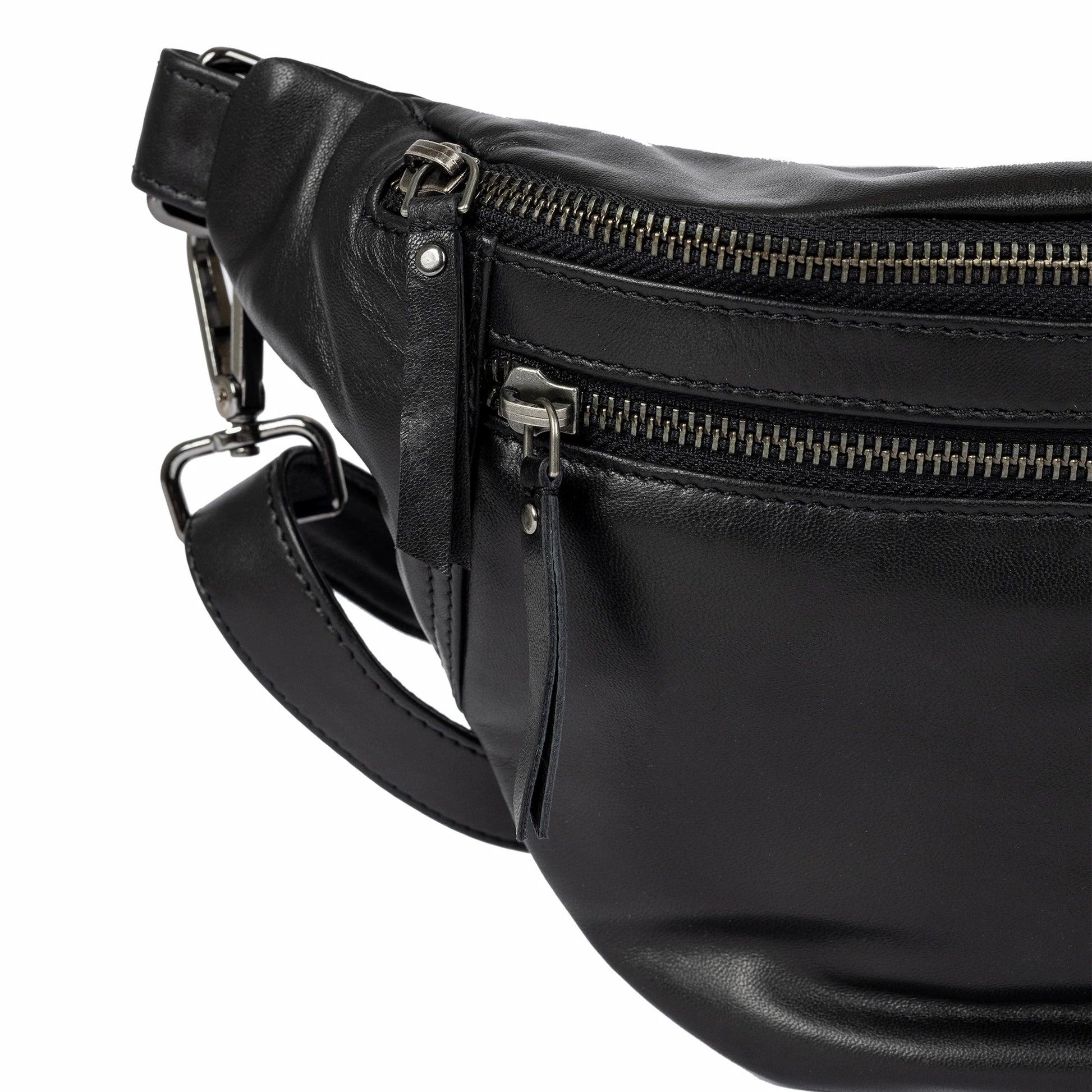 Black Faust Bag closeup showing zippers and how they interlock