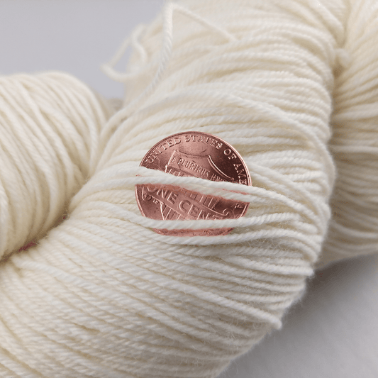 Fileja | Extra Fine Superwash Merino/Nylon Fingering Yarn - Paradise Fibers