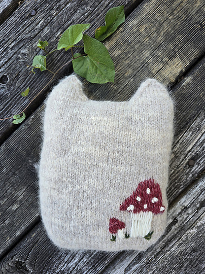 Flat Cat Pattern by Amy Herring