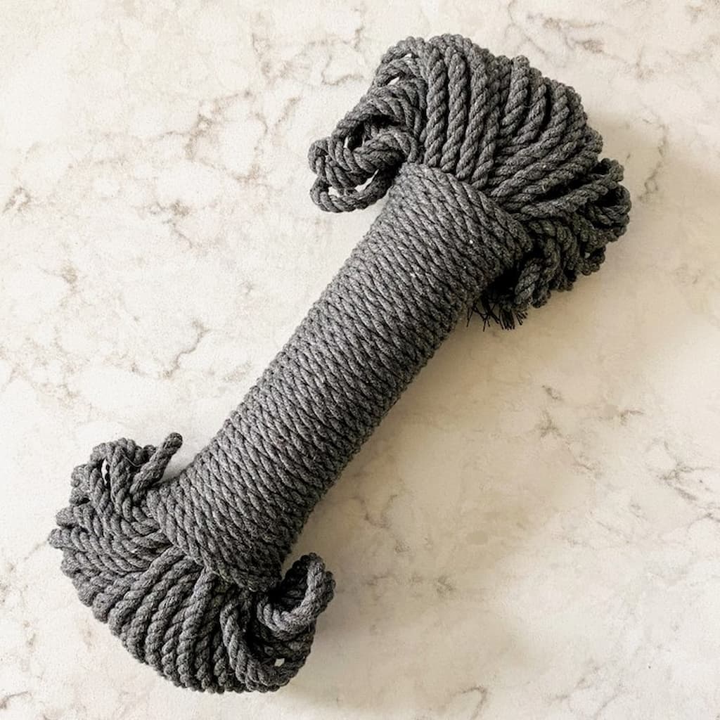 Flax & Twine Brooklyn Basket Kit with Leather Handle - Paradise Fibers