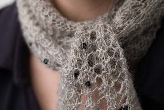Gneiss Scarf Pattern by Laura Nelkin - Paradise Fibers
