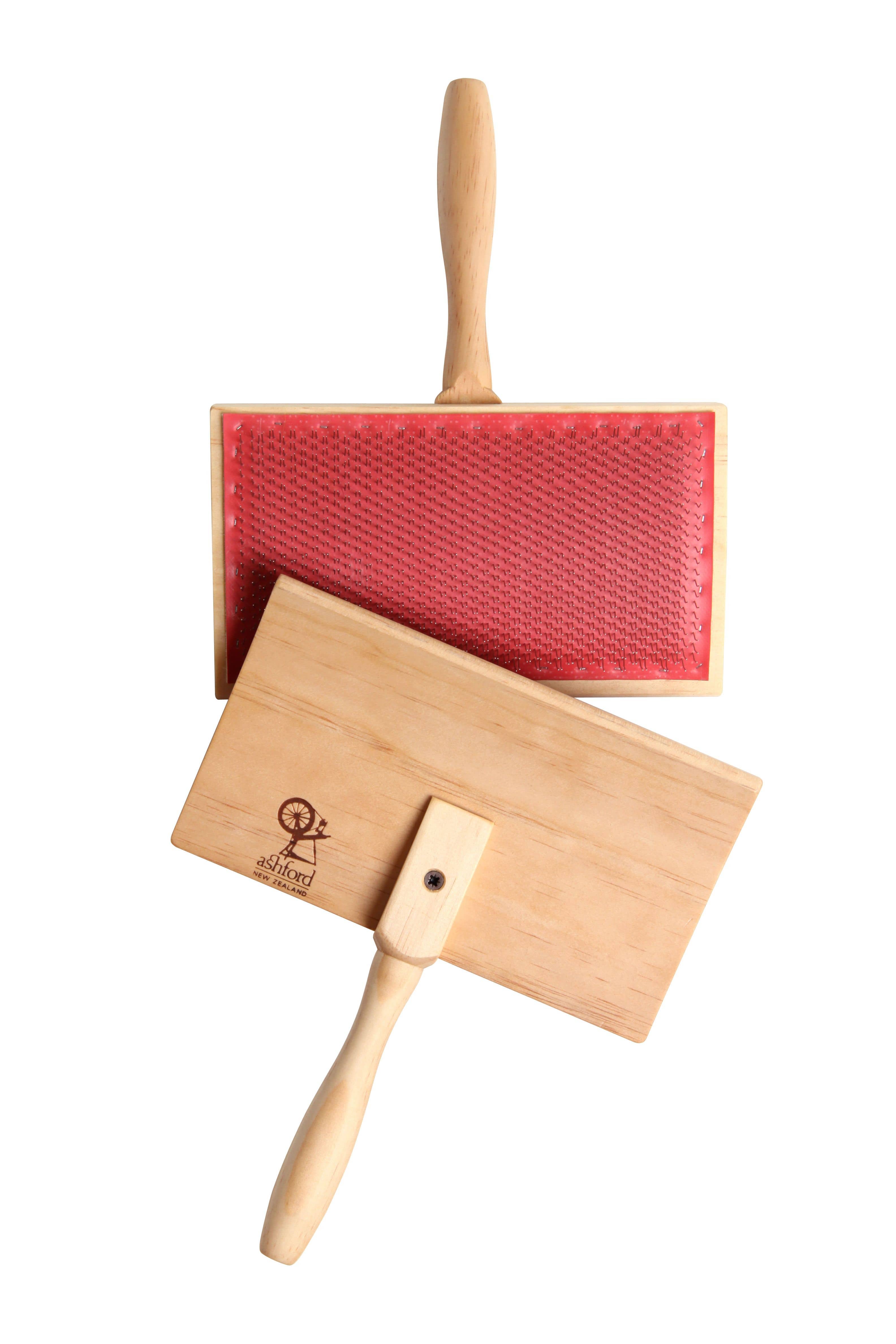 Hand Carders for Blending Fibers in Pairs