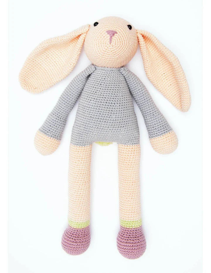 Rico Ricorumi Heartbreakers Crochet Booklet