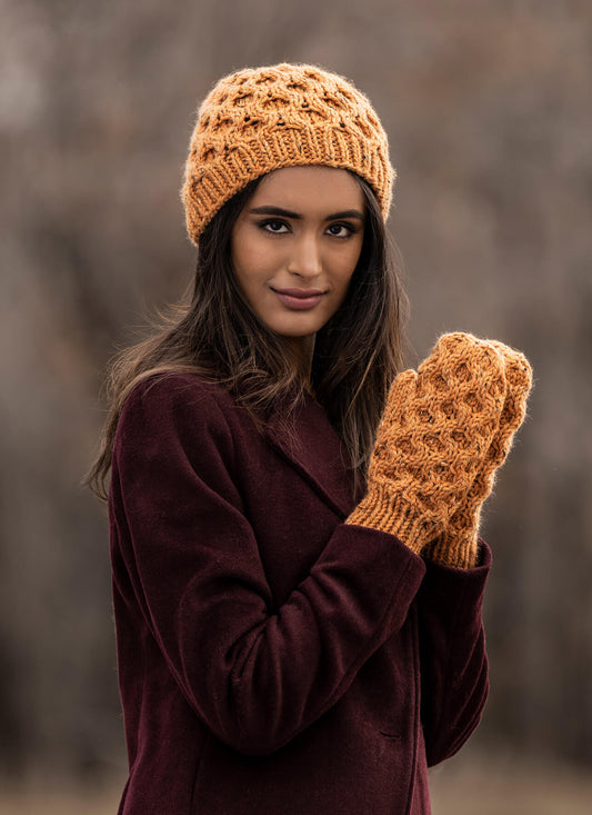 Huntington Hat & Mitts — view 1
