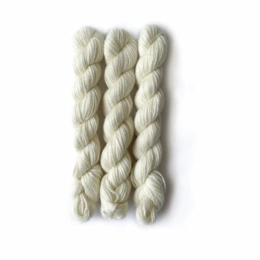 Kelbourne Woolens Perennial Minis color Natural 105