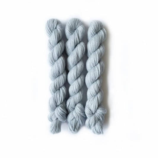 Kelbourne Woolens Perennial Minis color Silver 059