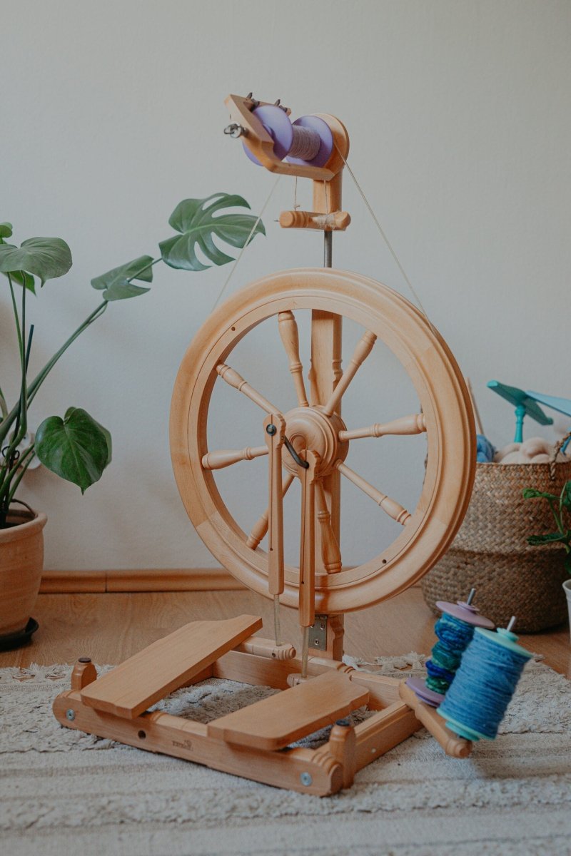 Kromski Sonata Encore Spinning Wheel - Paradise Fibers
