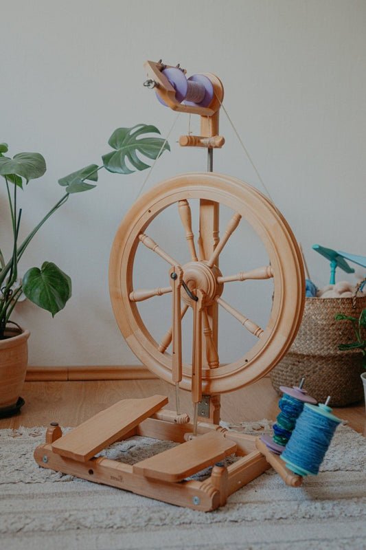 Kromski Sonata Encore Spinning Wheel - Paradise Fibers