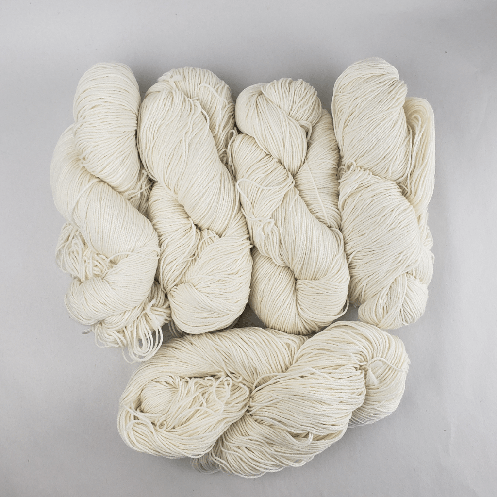 Maccheroni | 80% Merino 20% Ramie Fingering Yarn - Paradise Fibers