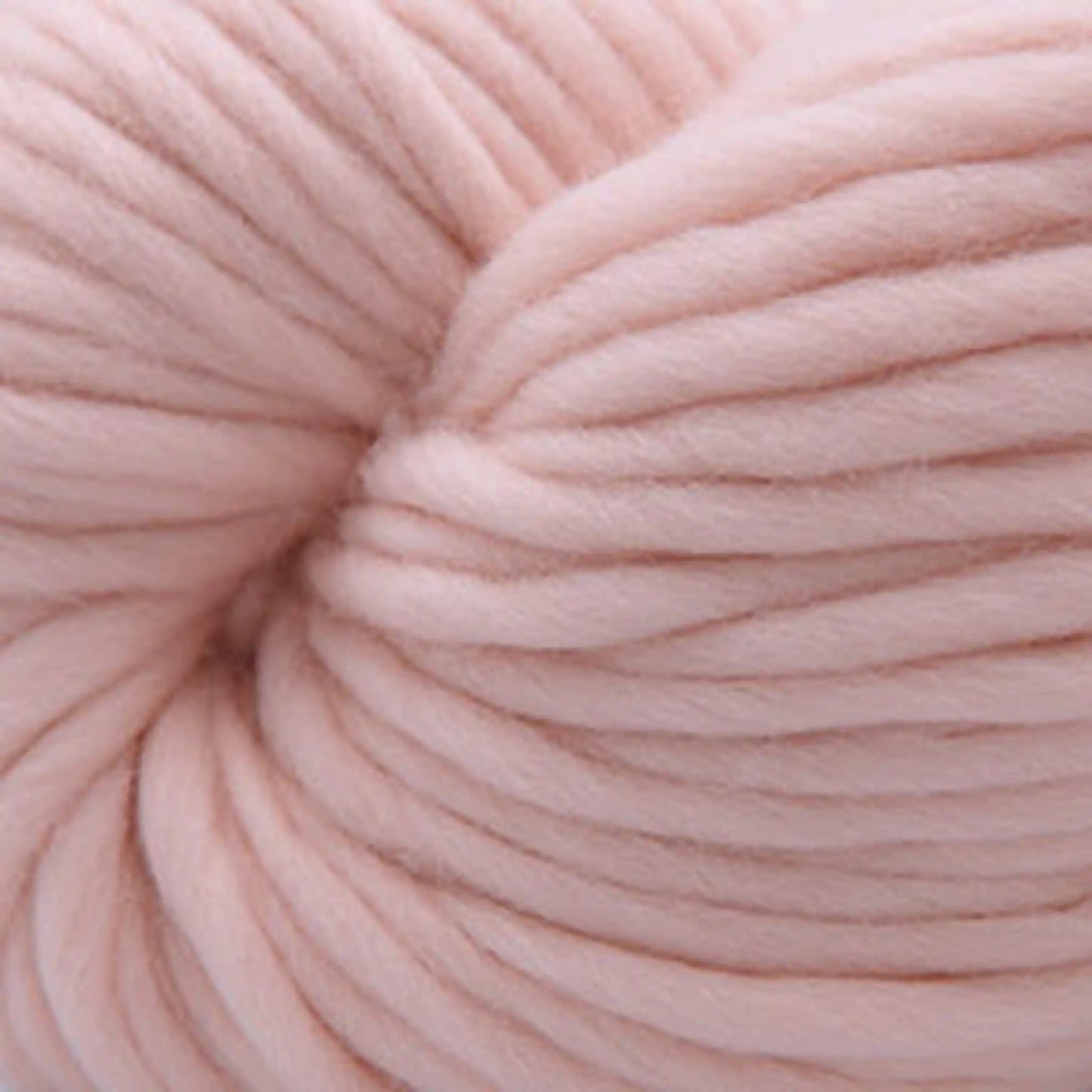 Cascade Magnum Super Bulky Yarn color 82 Peach Dust