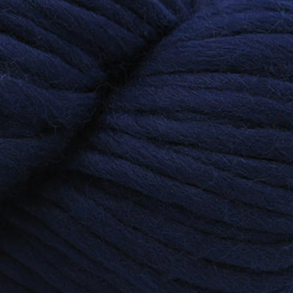 Cascade Magnum Super Bulky Yarn color 8393 Navy